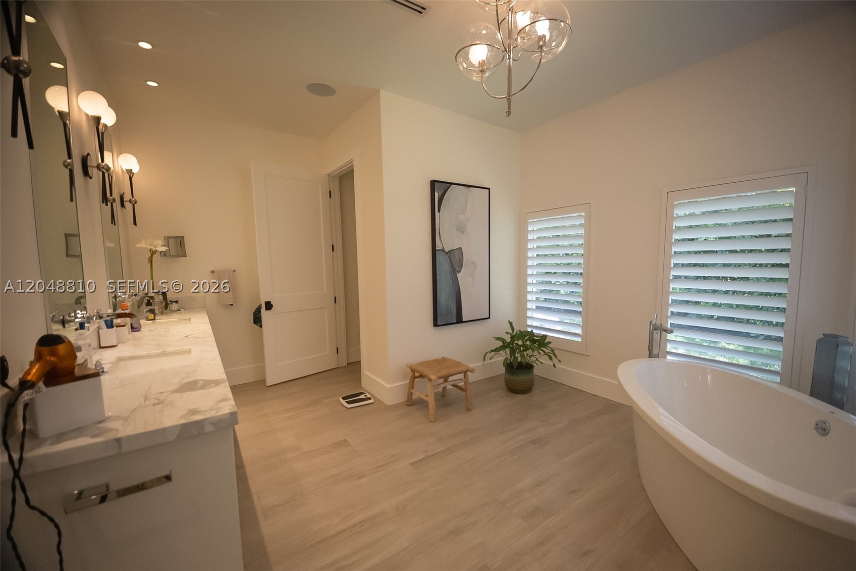 RIDGEWOOD - Residential