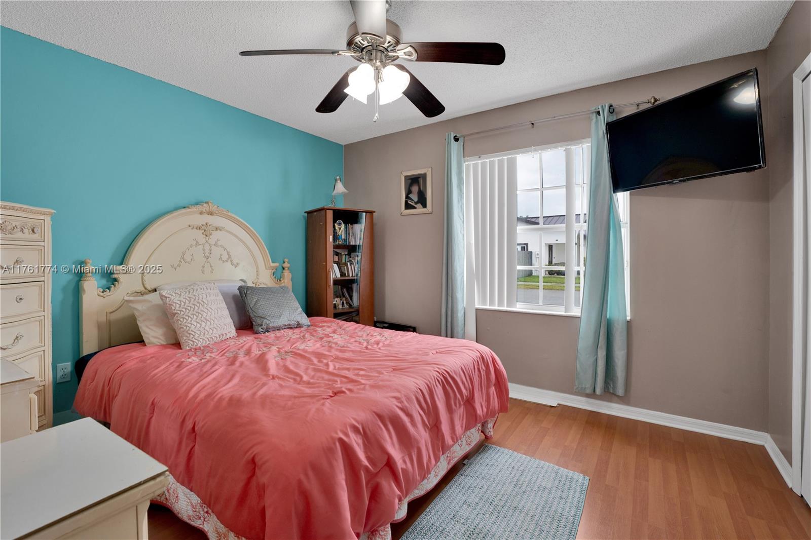 RICHMOND HOMES - Residential