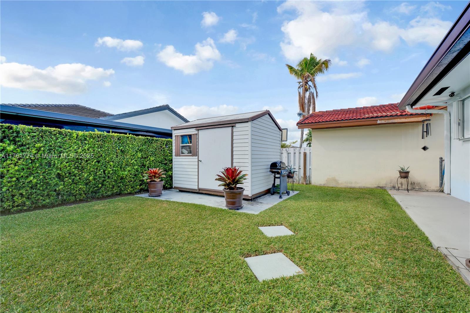 RICHMOND HOMES - Residential