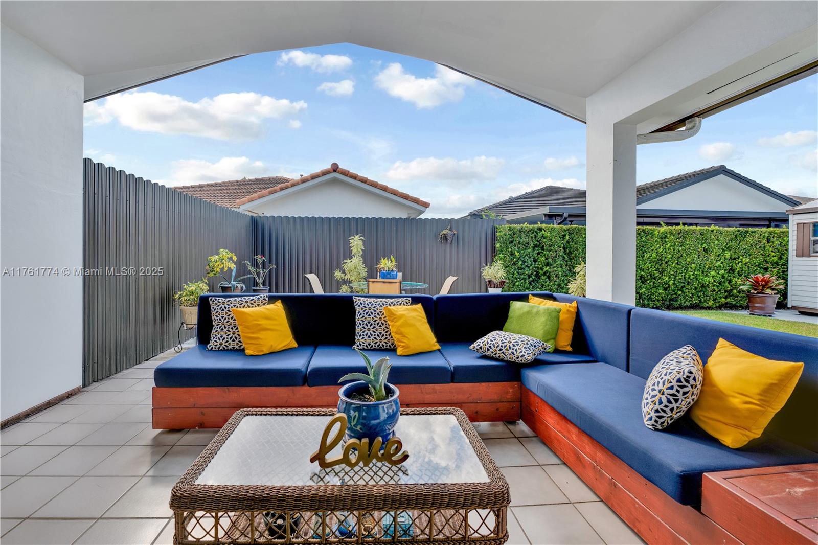 RICHMOND HOMES - Residential