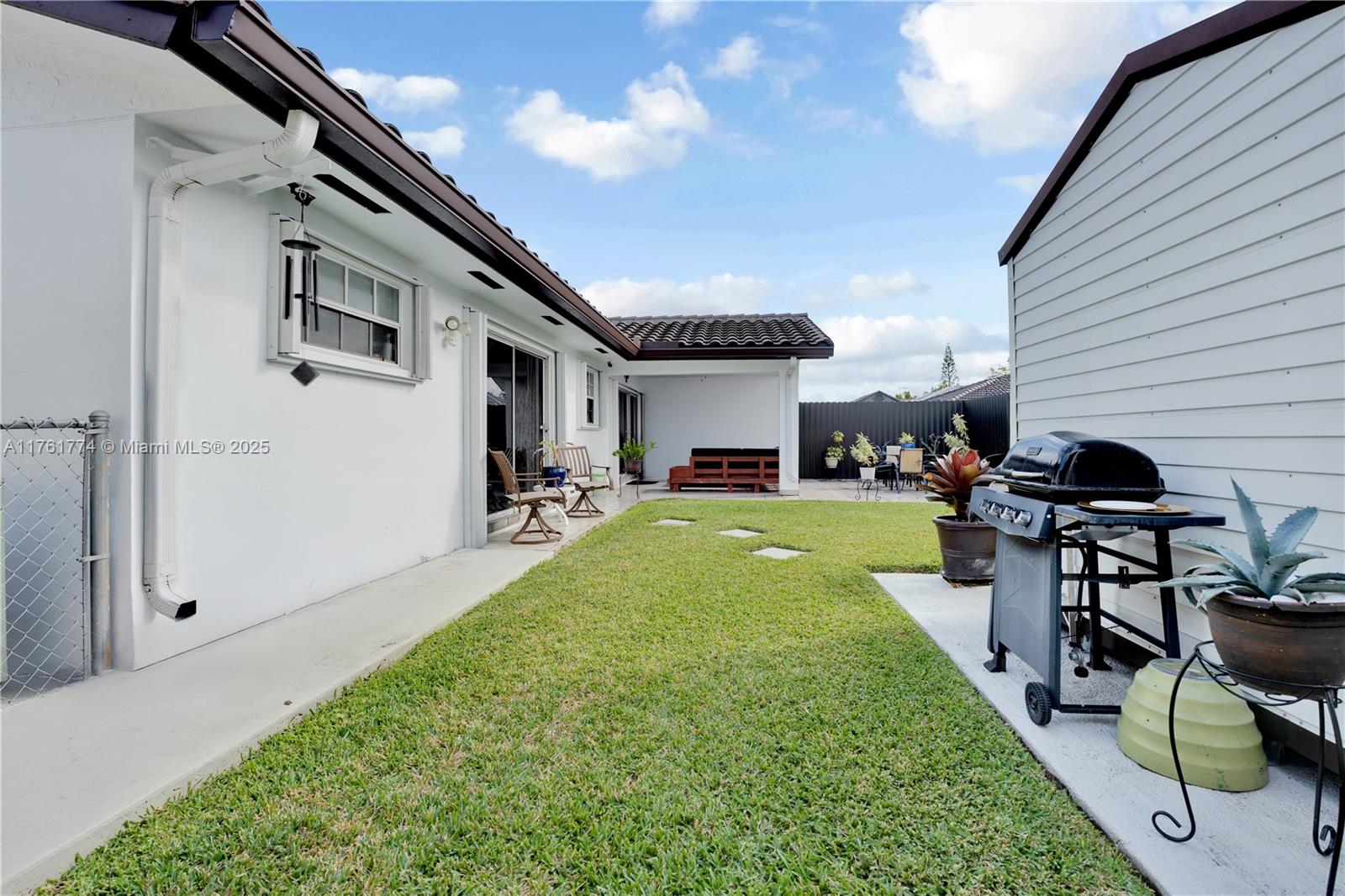 RICHMOND HOMES - Residential