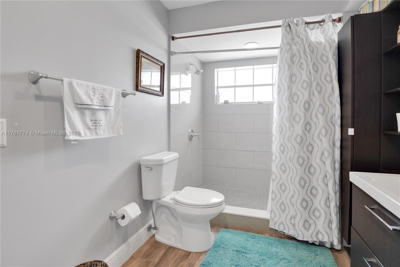 RICHMOND HOMES - Residential