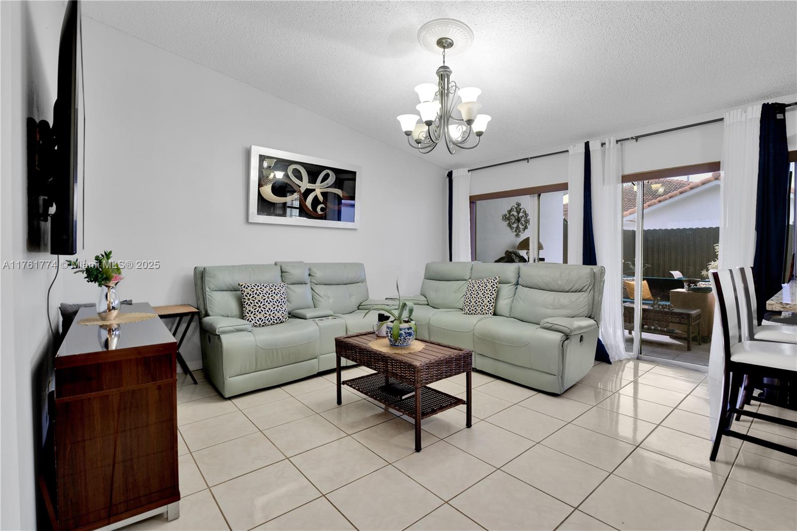 RICHMOND HOMES - Residential