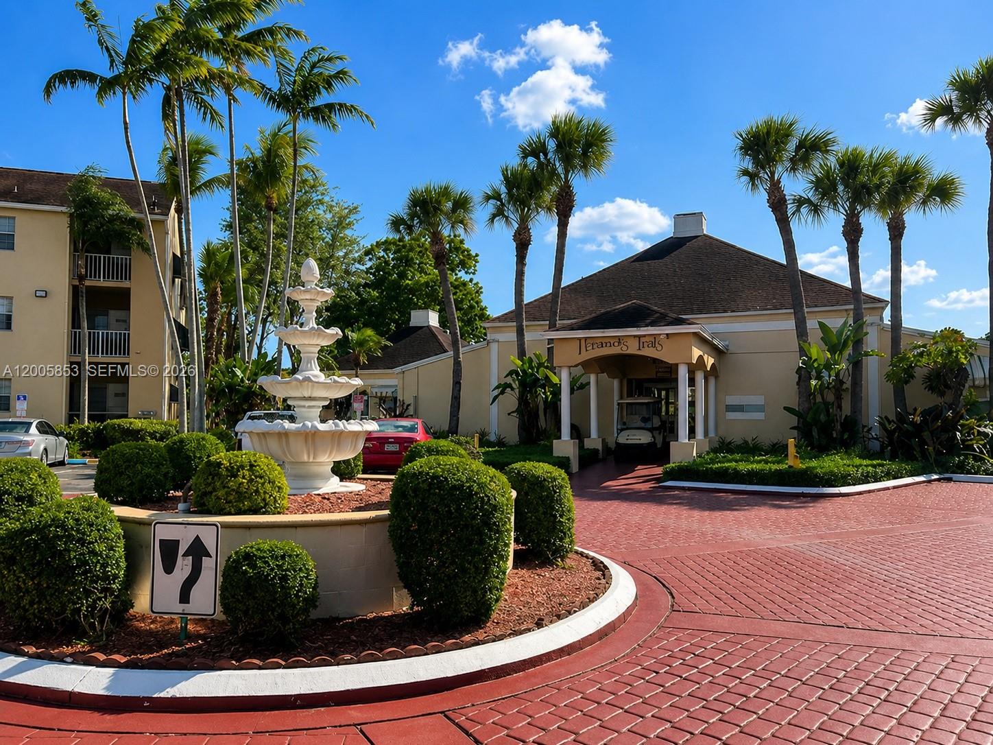 HAMMOCKS TRAILS CONDO - Residential