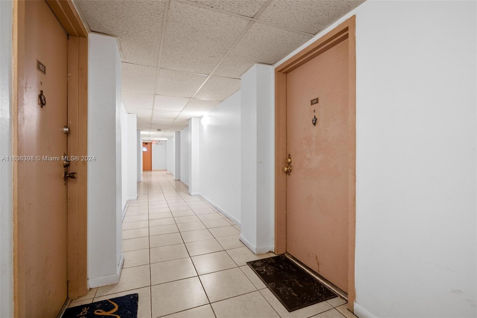 MANORS OF INVERRARY I-6 - Residential