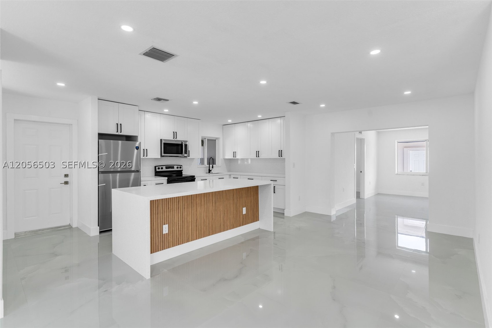 CAROL CITY GARDENS 2ND AD - Residential