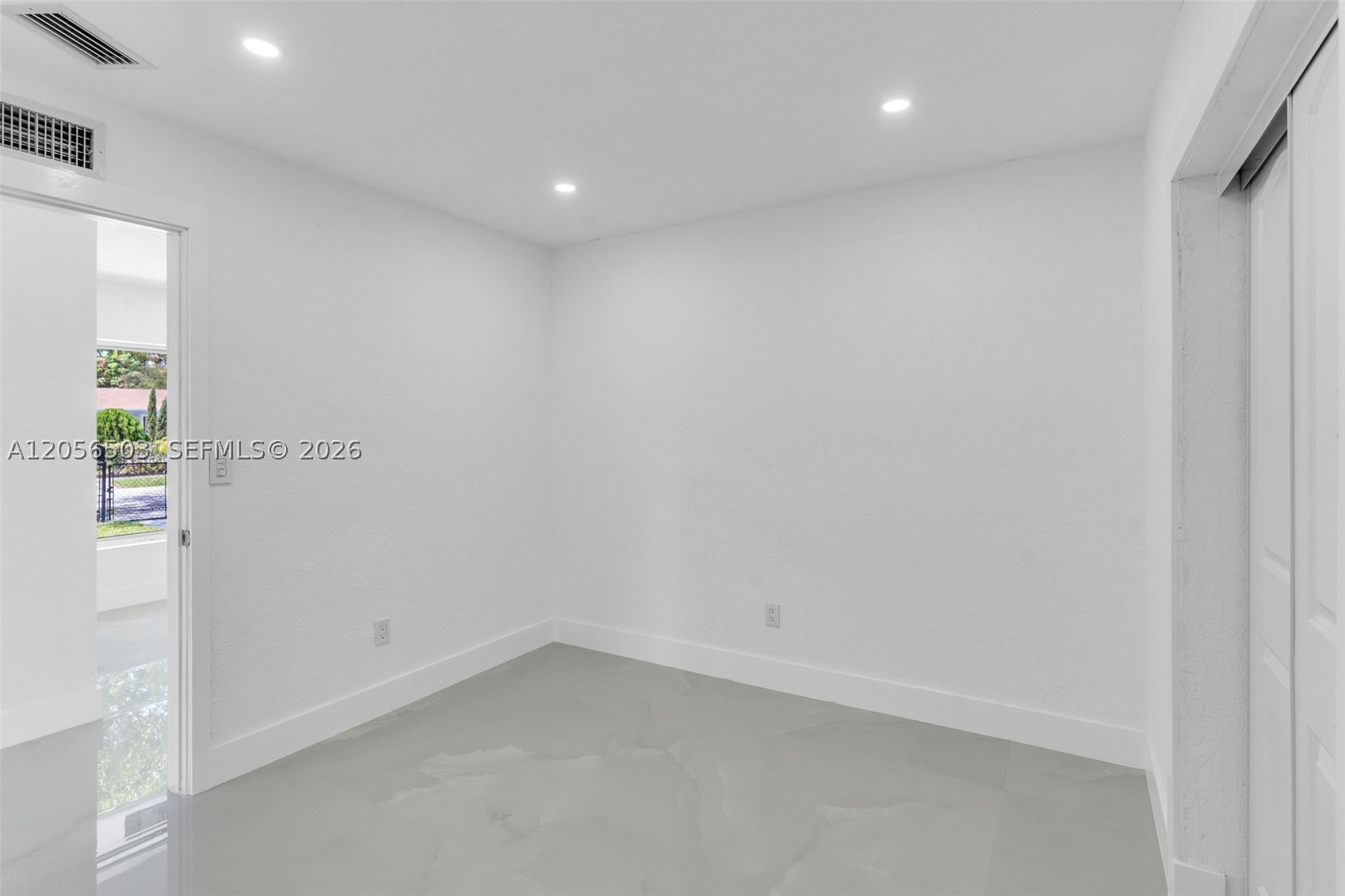 CAROL CITY GARDENS 2ND AD - Residential