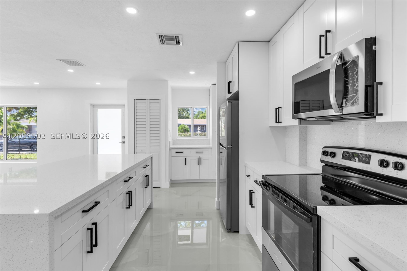 CAROL CITY GARDENS 2ND AD - Residential