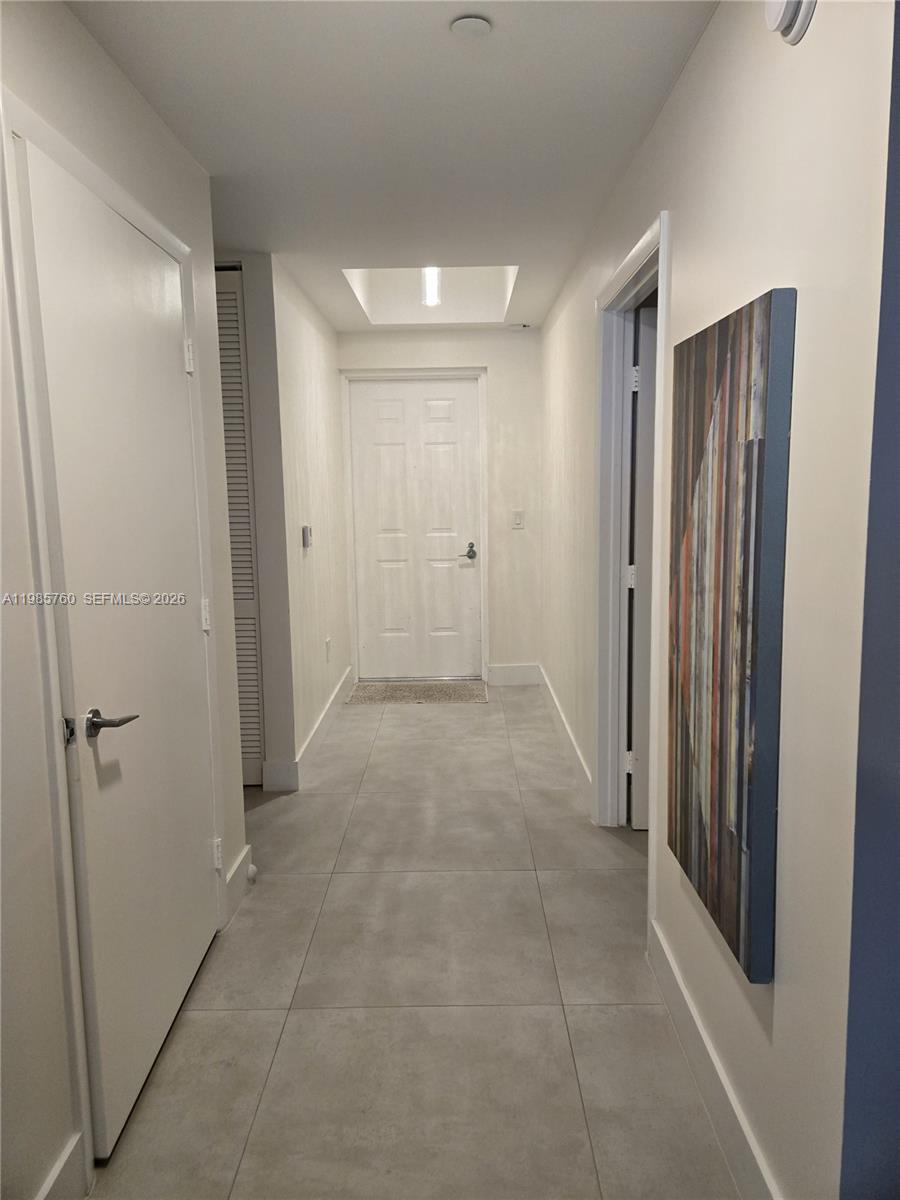 AVENTURA MARINA CONDO NUM - Residential