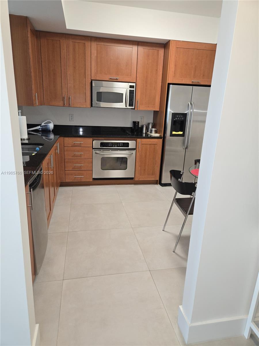 AVENTURA MARINA CONDO NUM - Residential