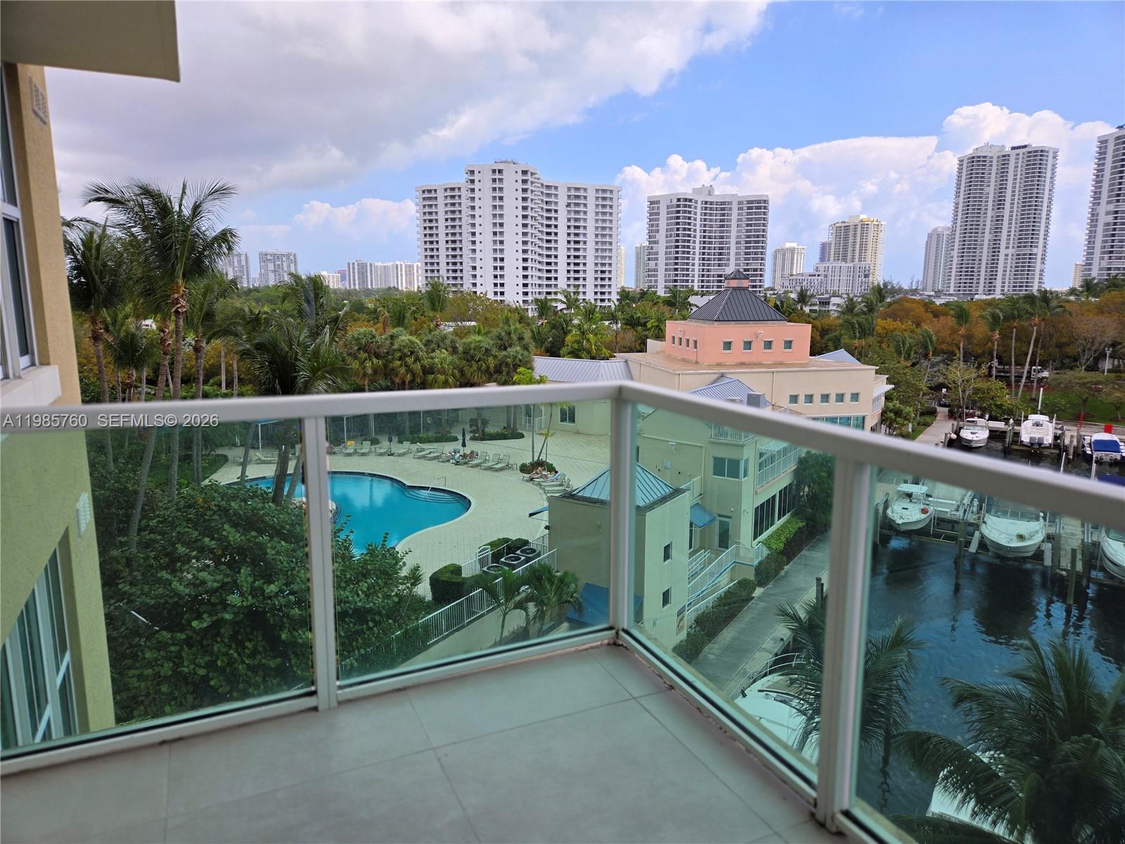 AVENTURA MARINA CONDO NUM - Residential