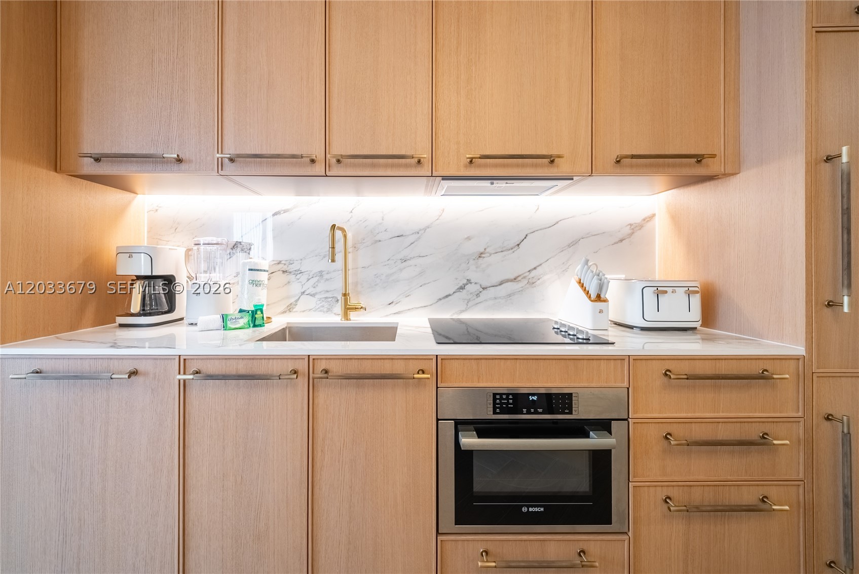 NOMAD WYNWOOD RESIDENCES - Residential