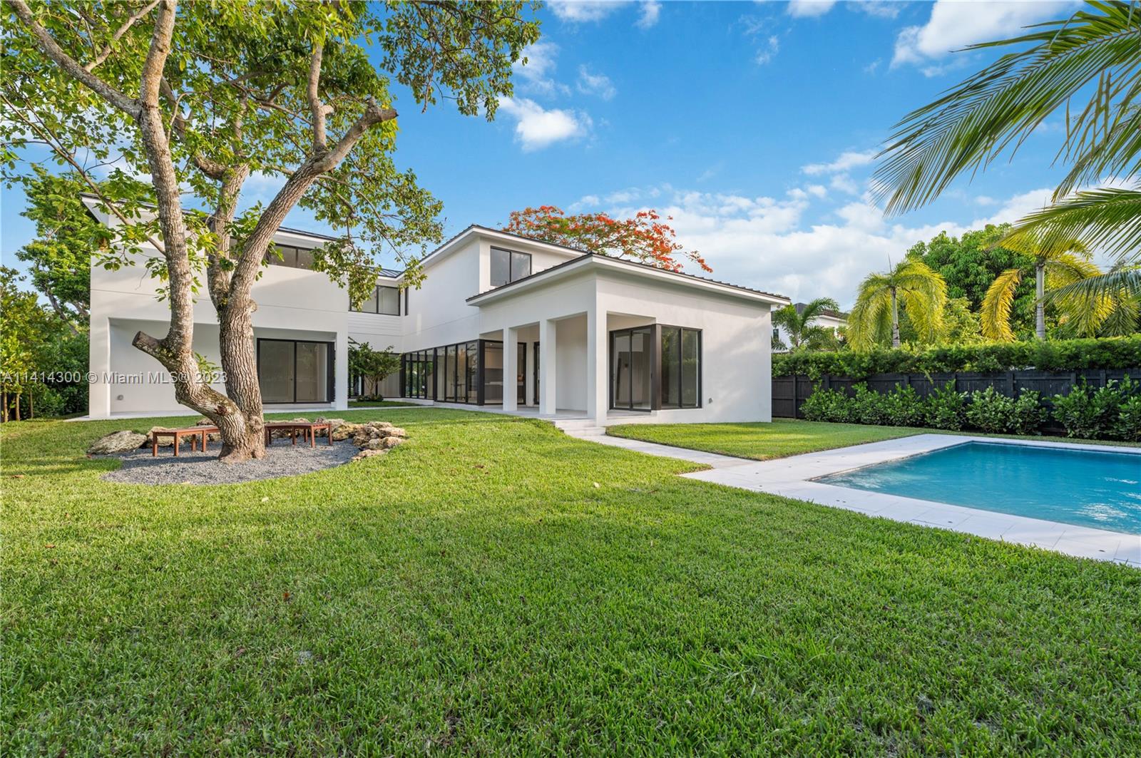 GROVES EXTENSION - Residential