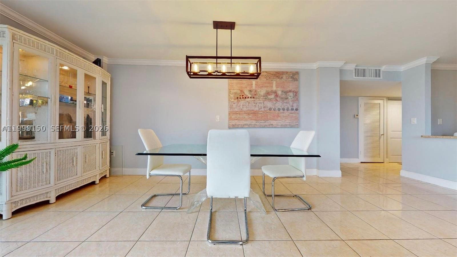 HYDE PARK TOWERS CONDO - Residential