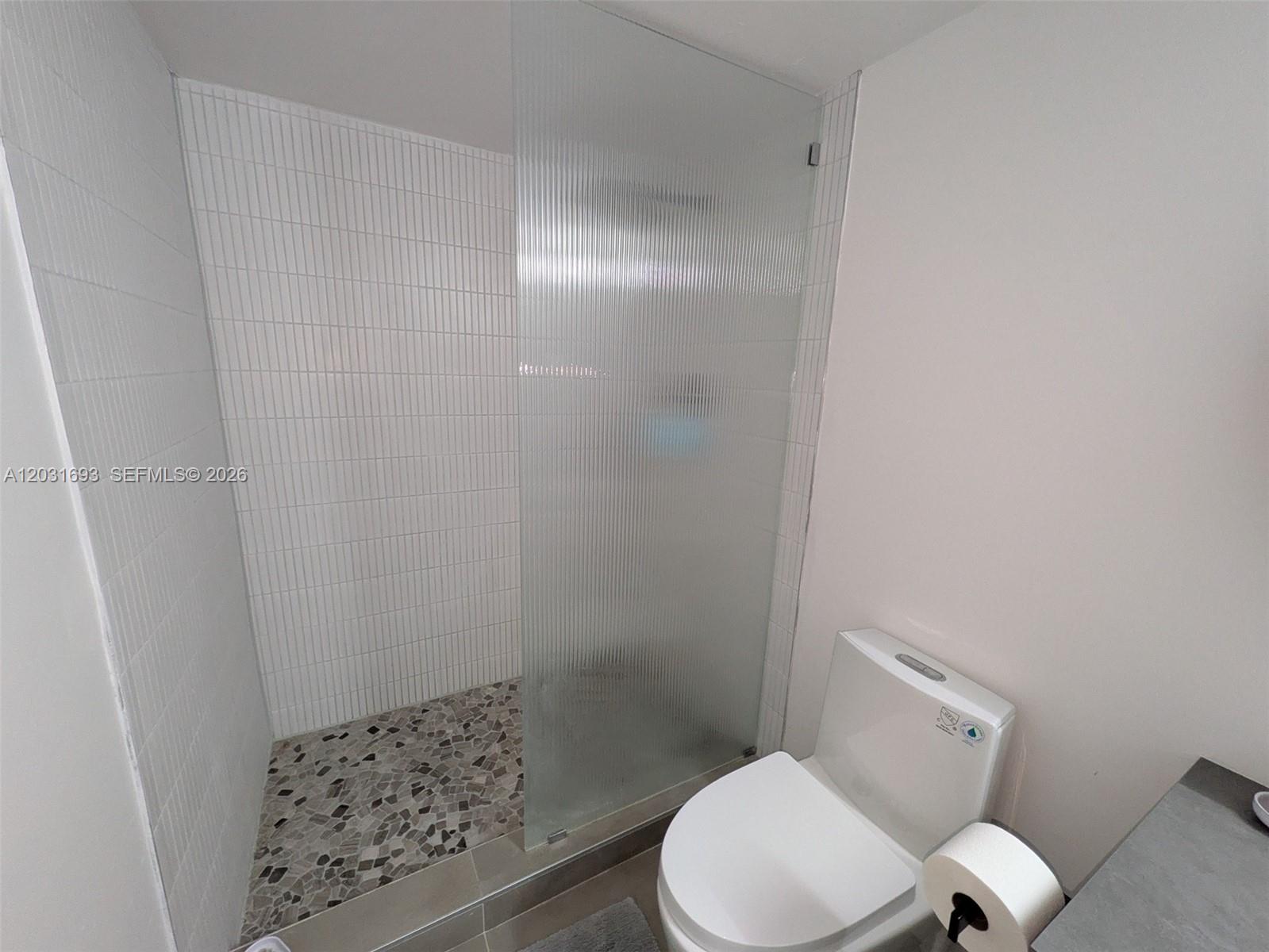 PARC CENTRAL AVENTURA EAS - Residential Lease