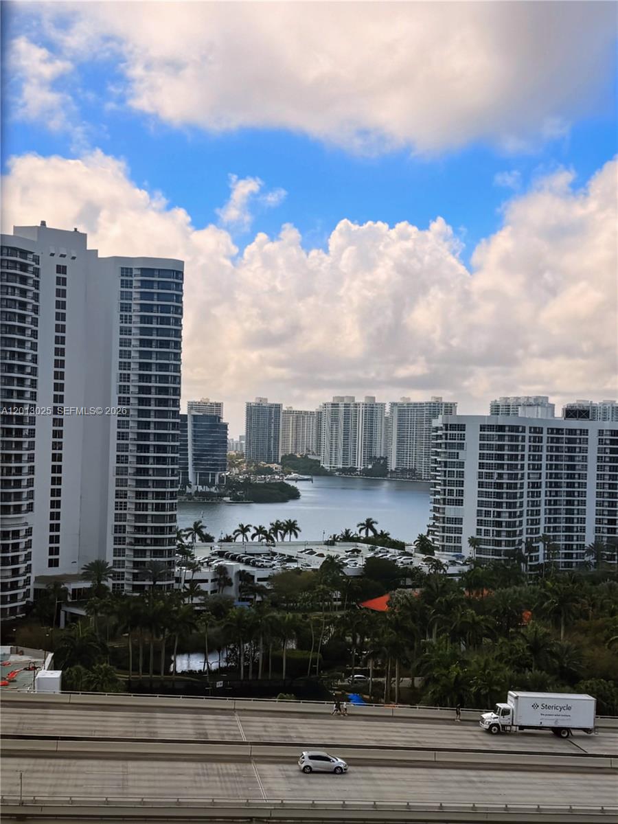 TURNBERRY TOWERS CONDO - Residential