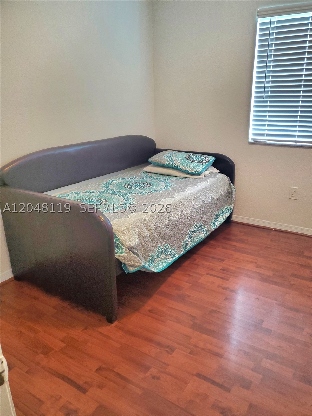 KINGS POINT COMMERCIAL PA - Residential Lease