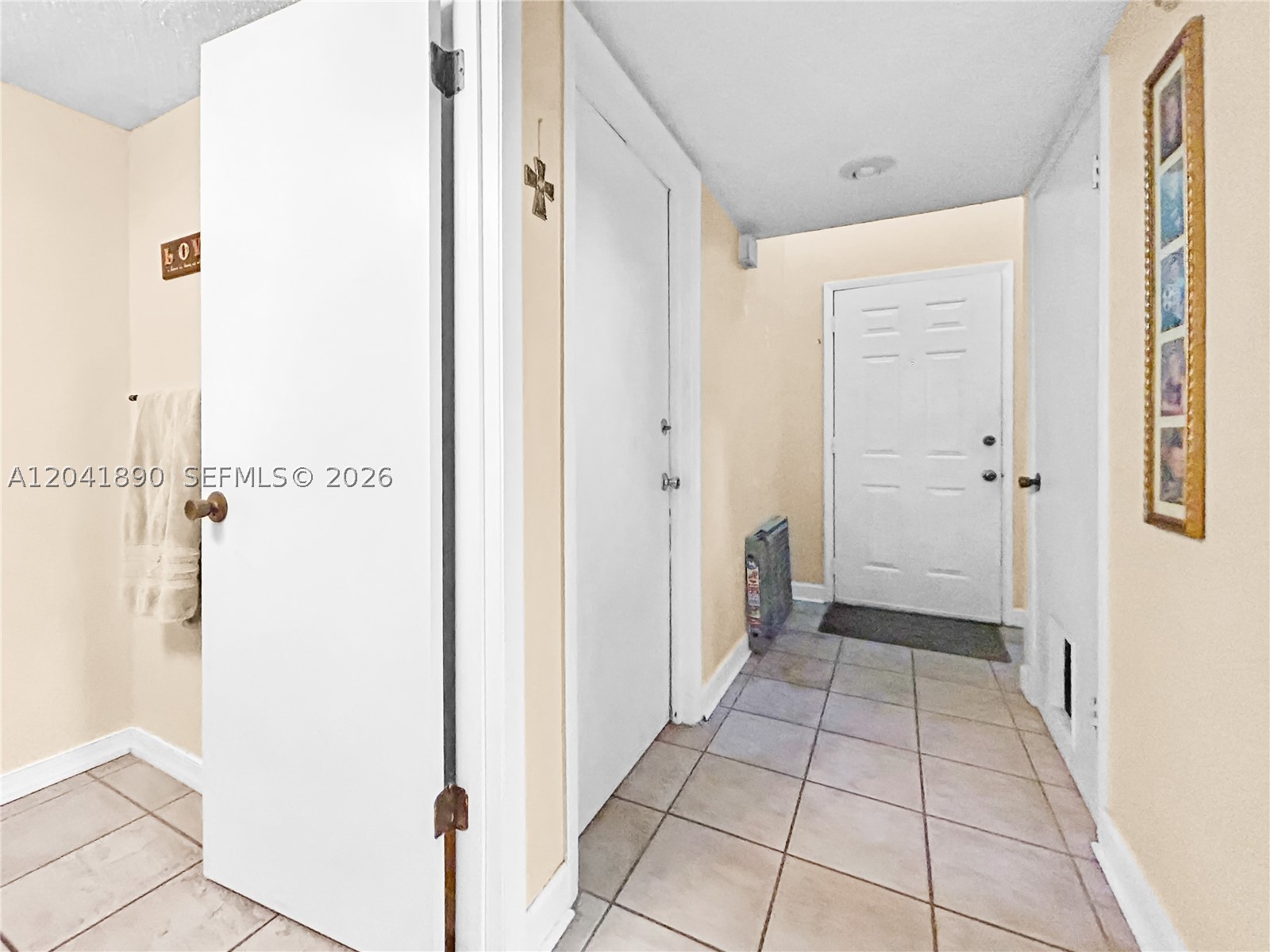 LE CLARE SHORES - Residential