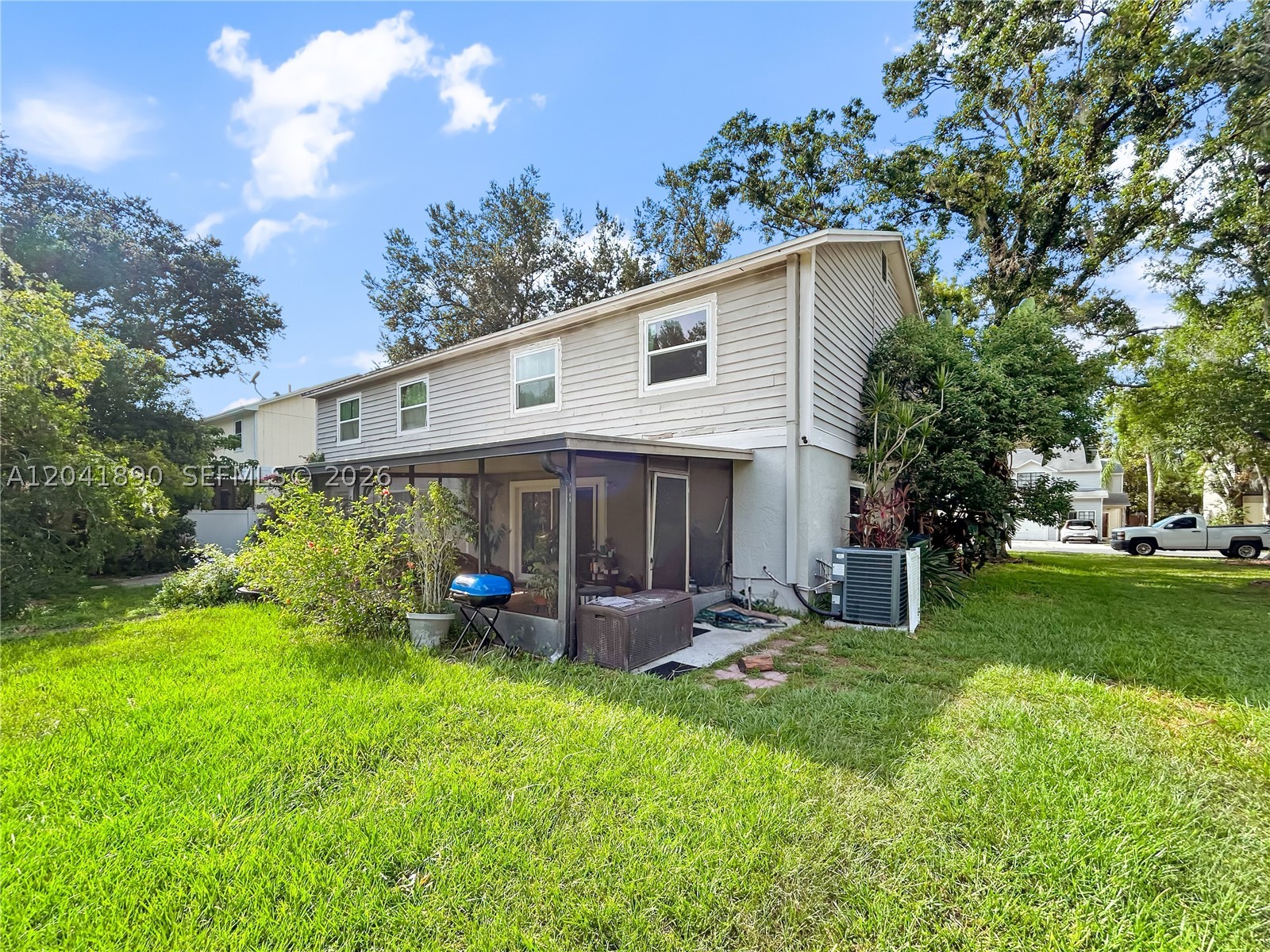 LE CLARE SHORES - Residential