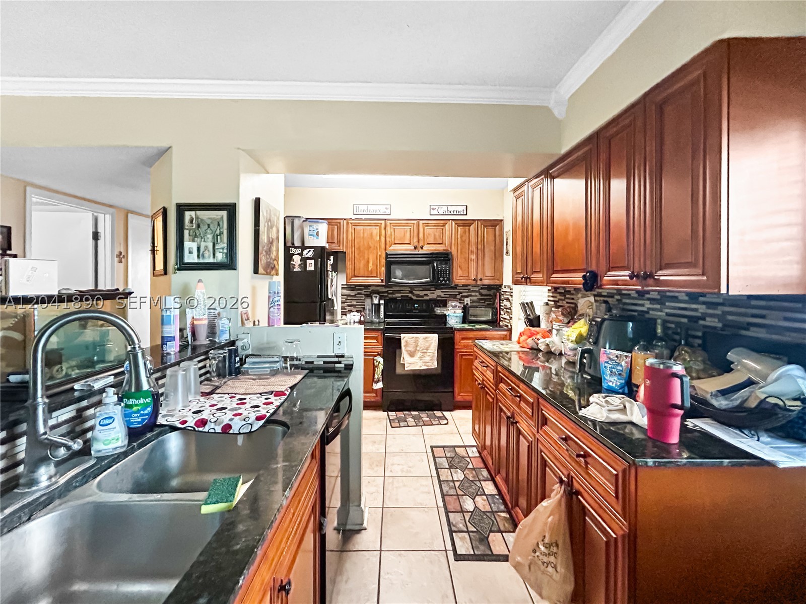 LE CLARE SHORES - Residential