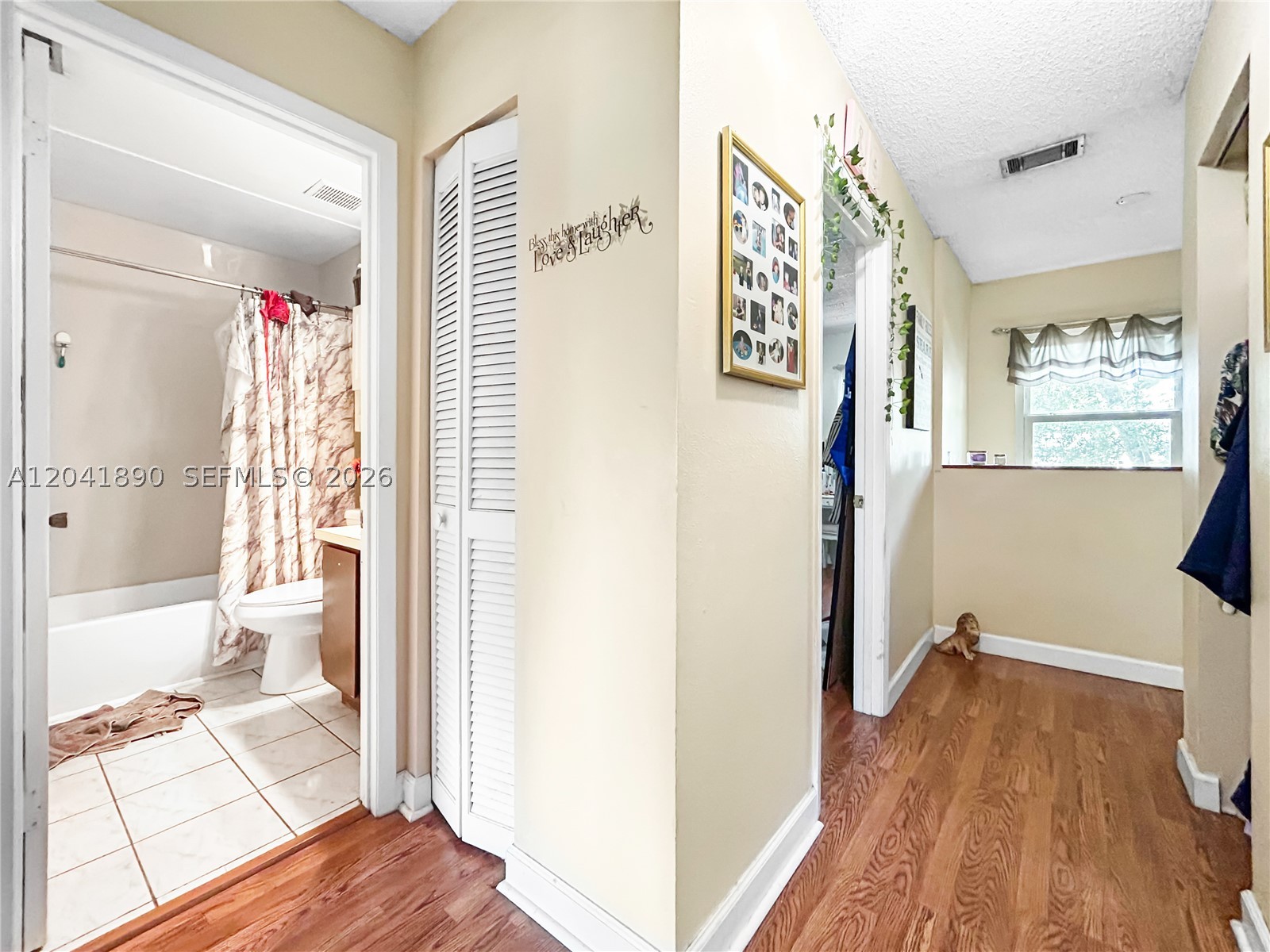 LE CLARE SHORES - Residential