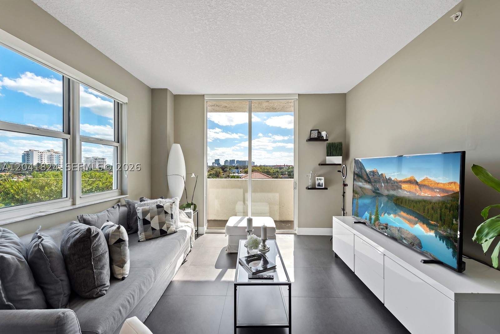 THE ASTON CONDO - Residential Lease