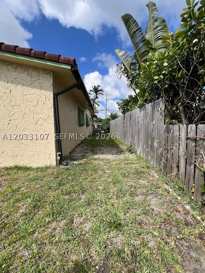 ROYAL PALM ACRES THIRD SE - Residential