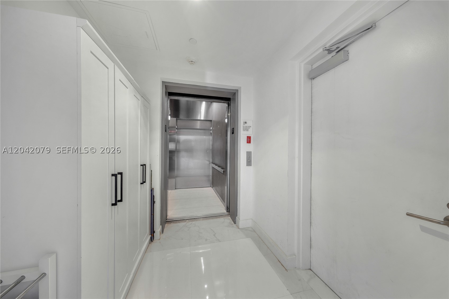 ICON BAY CONDO - Residential