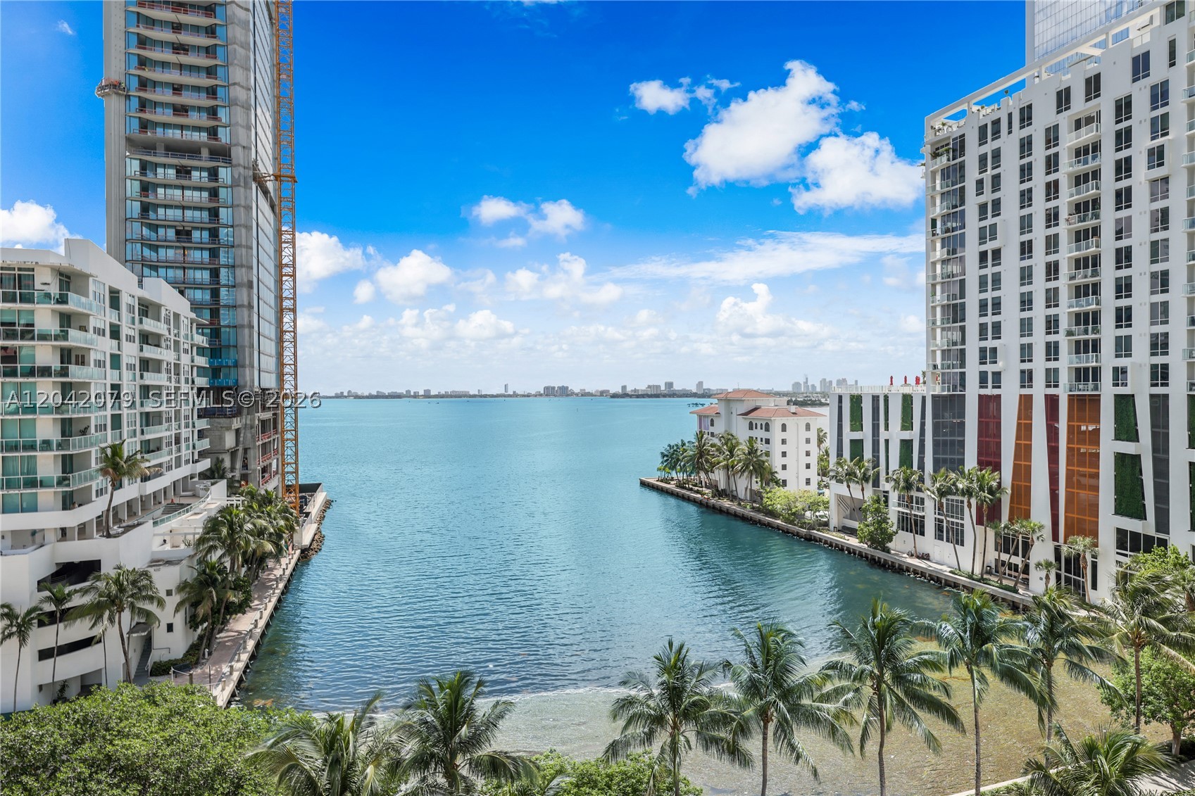 ICON BAY CONDO - Residential