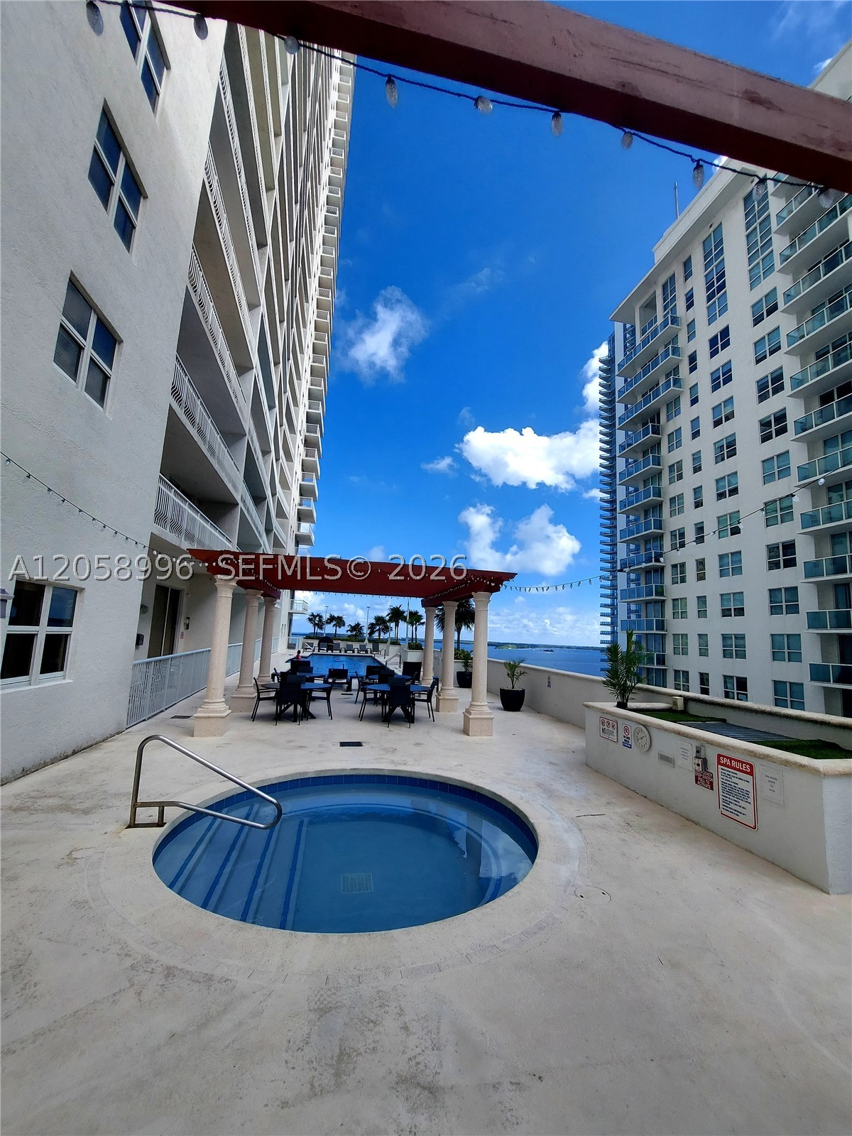 THE CLUB AT BRICKELL BAY - Residential