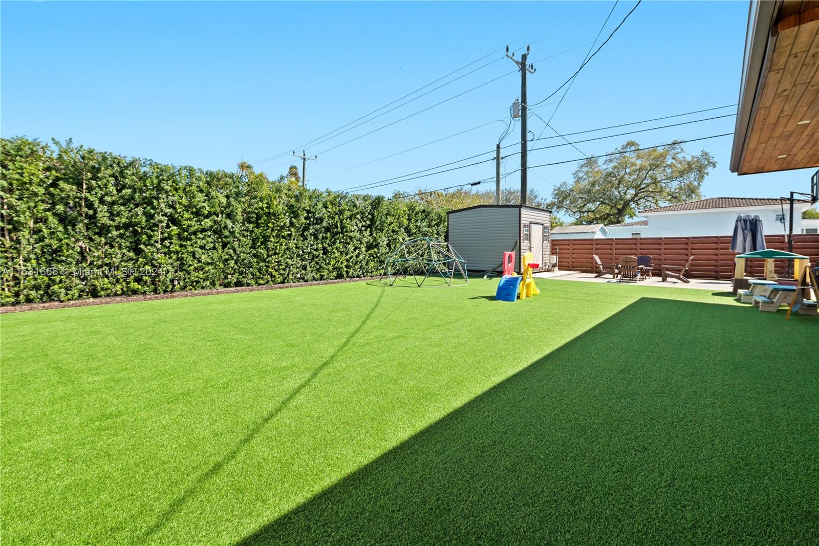 SPRING VIEW - Residential