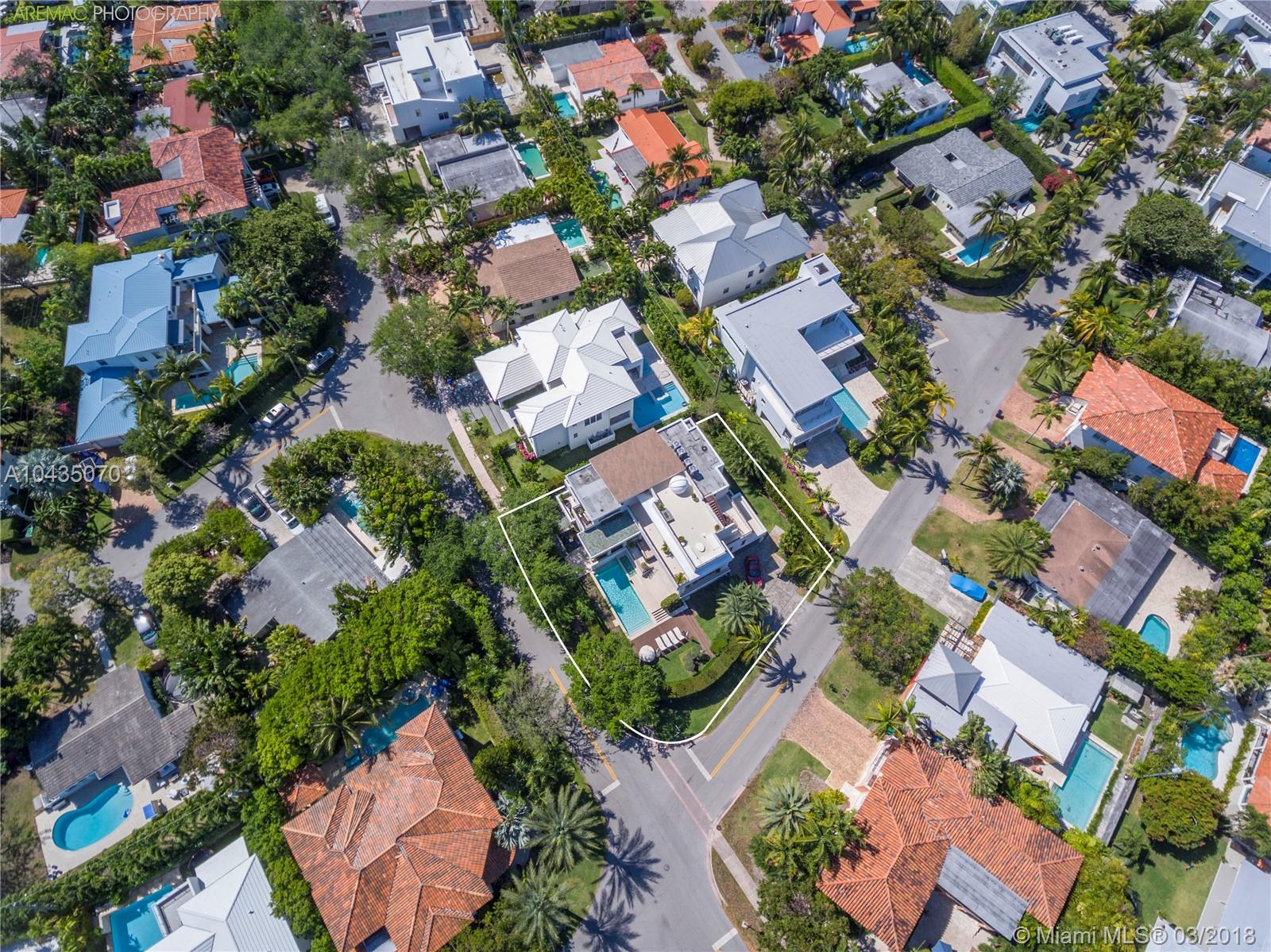 Tropical Isle Homes - Residential