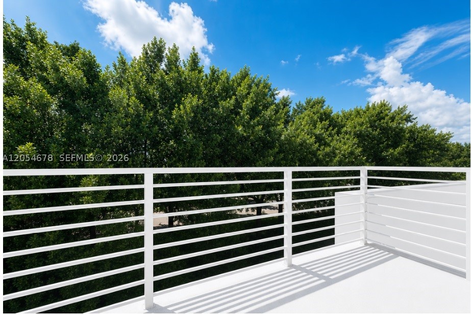 DORAL PALMS SOUTH - Residential