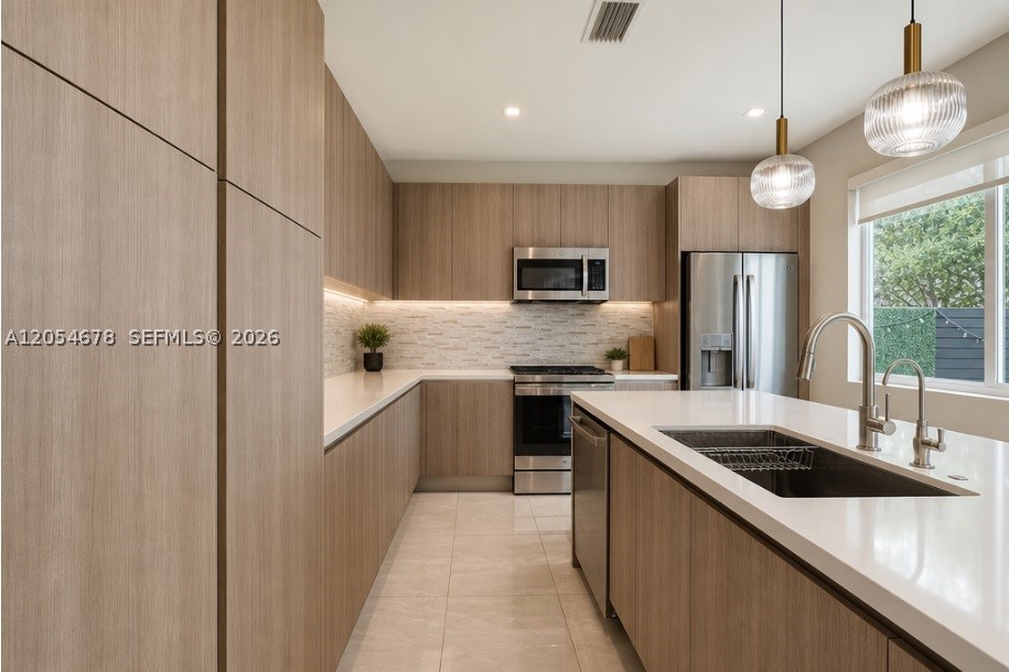 DORAL PALMS SOUTH - Residential