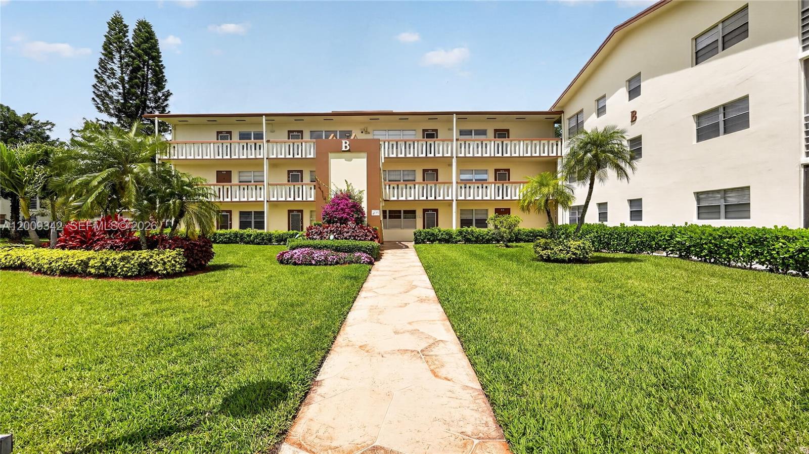MANSFIELD AT CENTURY VILL - Residential