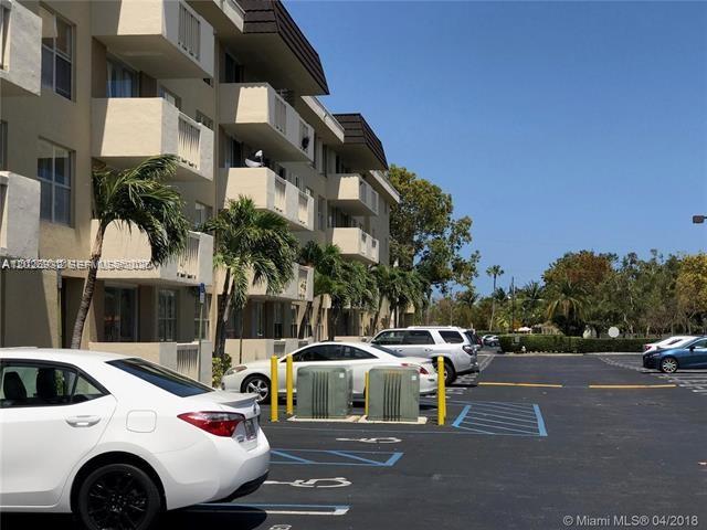 BAYVIEW PALMS CONDO - Residential