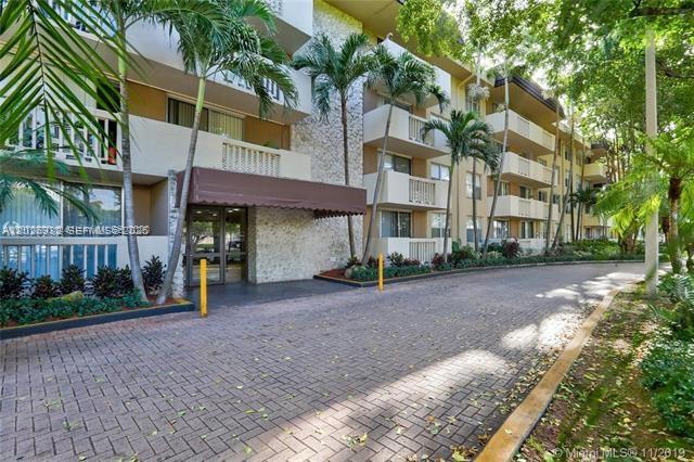 BAYVIEW PALMS CONDO - Residential