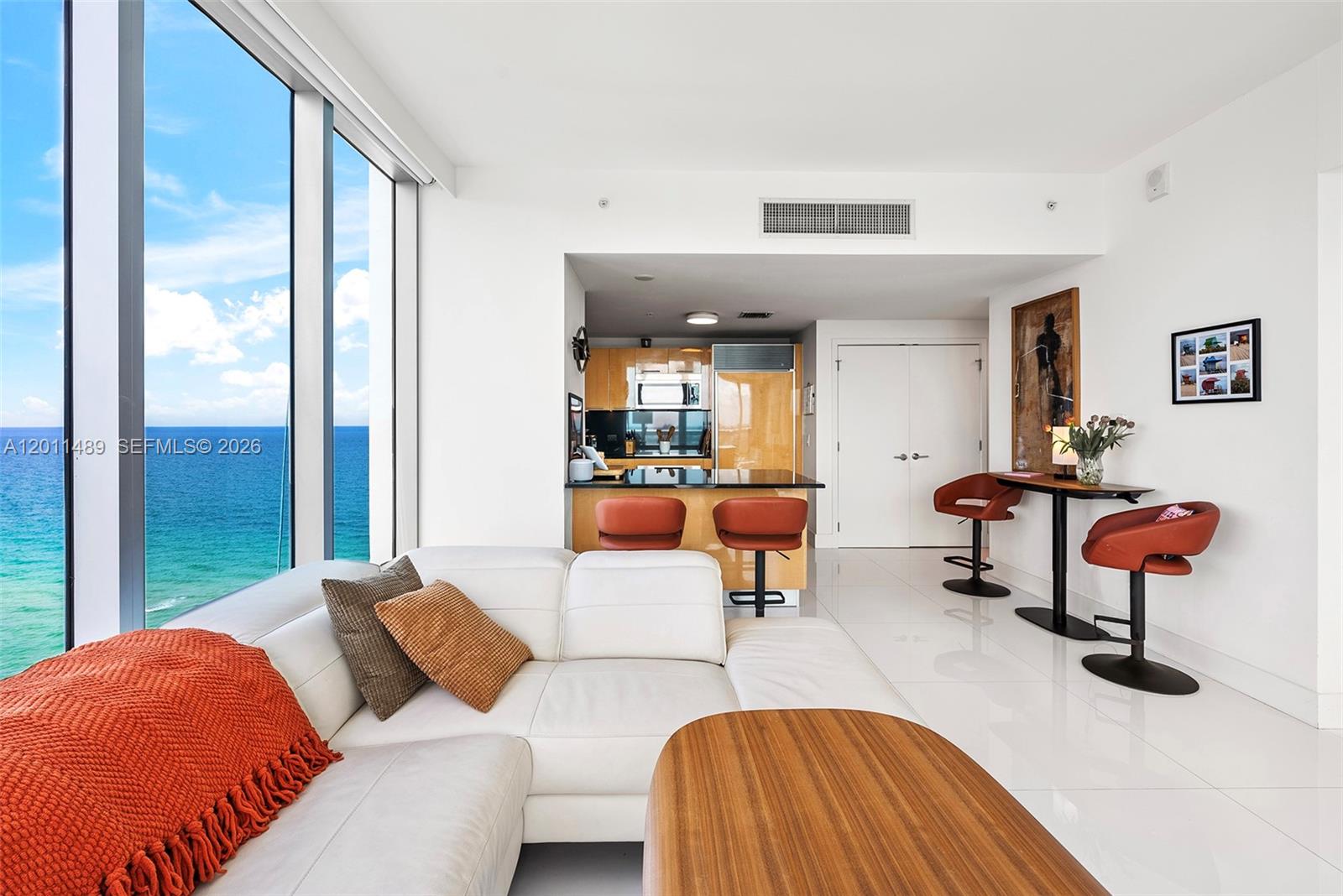 NORTH CARILLON BEACH COND - Residential