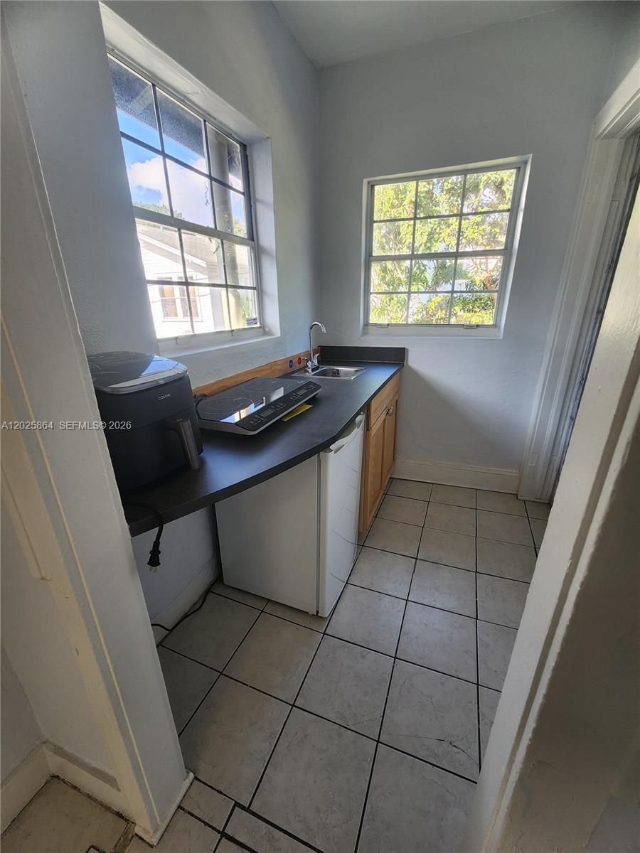 CITY OF MIAMI SOUTH - Residential Lease