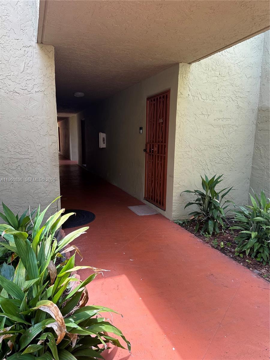SOUTH WINDS CONDO WEST - Residential