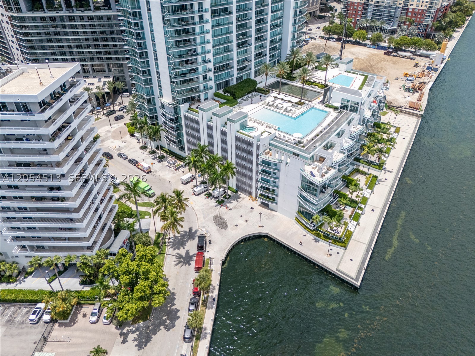JADE RESIDENCES AT BRICKE - Residential
