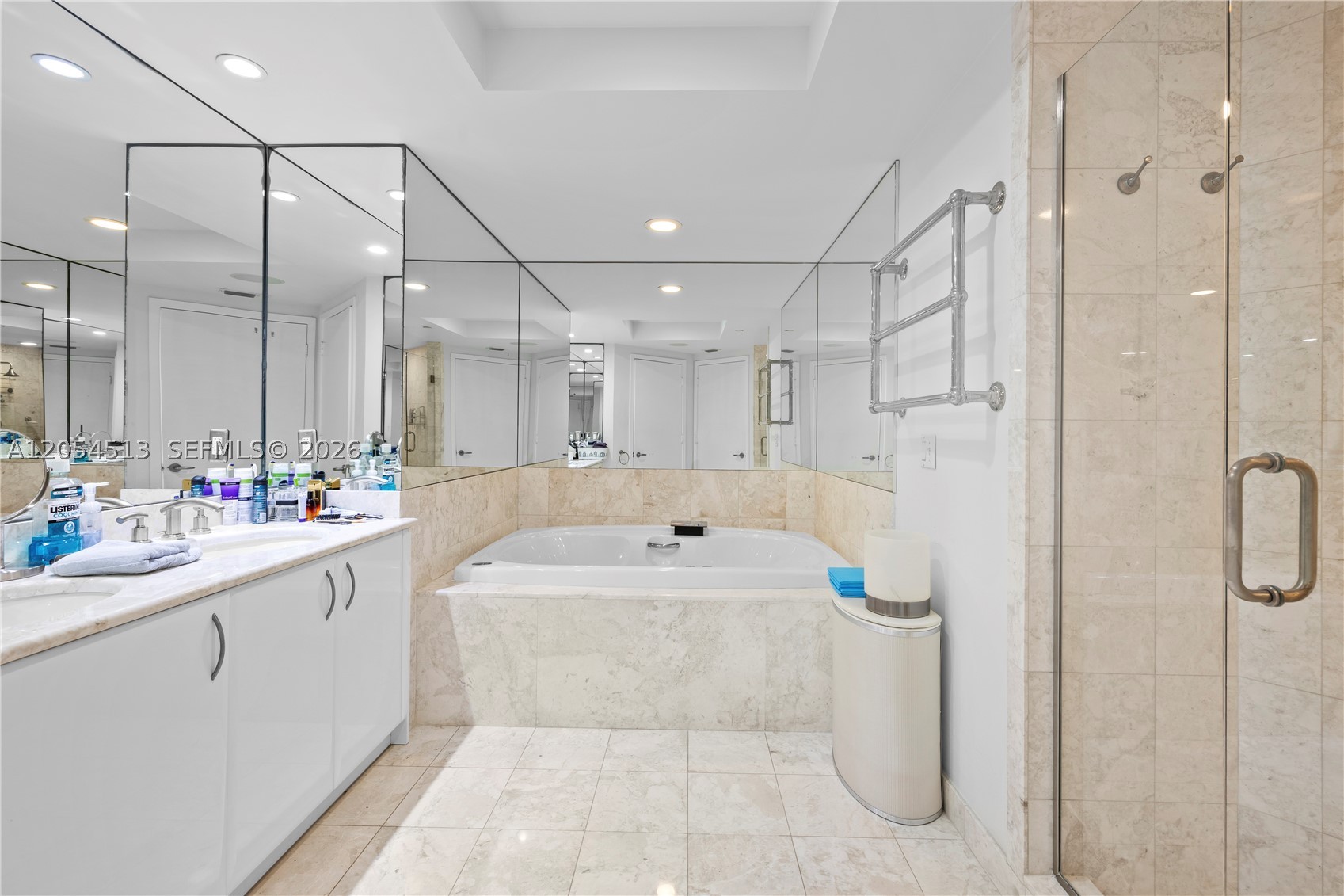 JADE RESIDENCES AT BRICKE - Residential