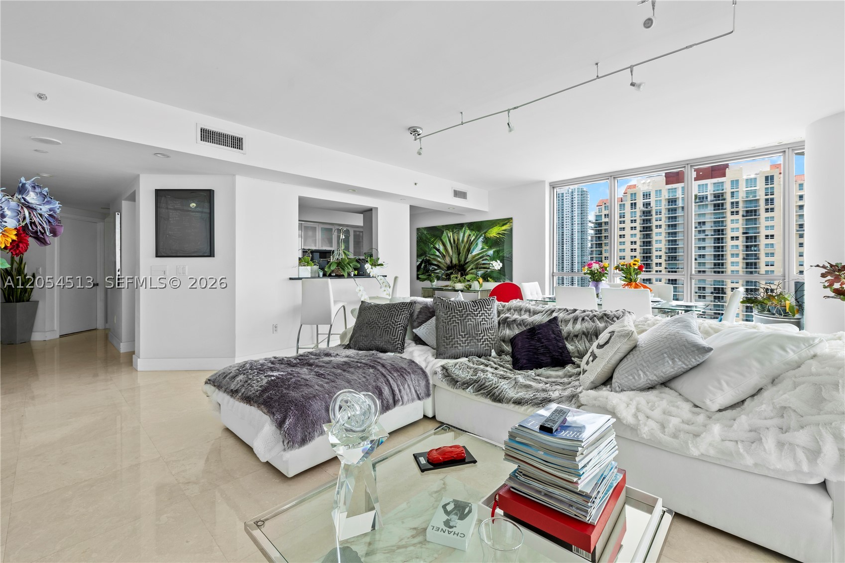 JADE RESIDENCES AT BRICKE - Residential