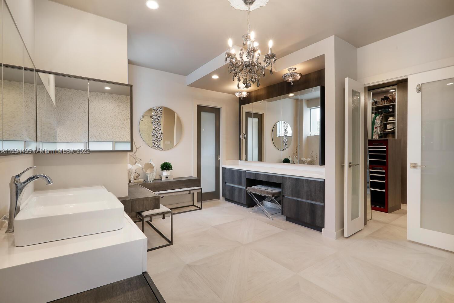 OLYMPIA PARK - Residential