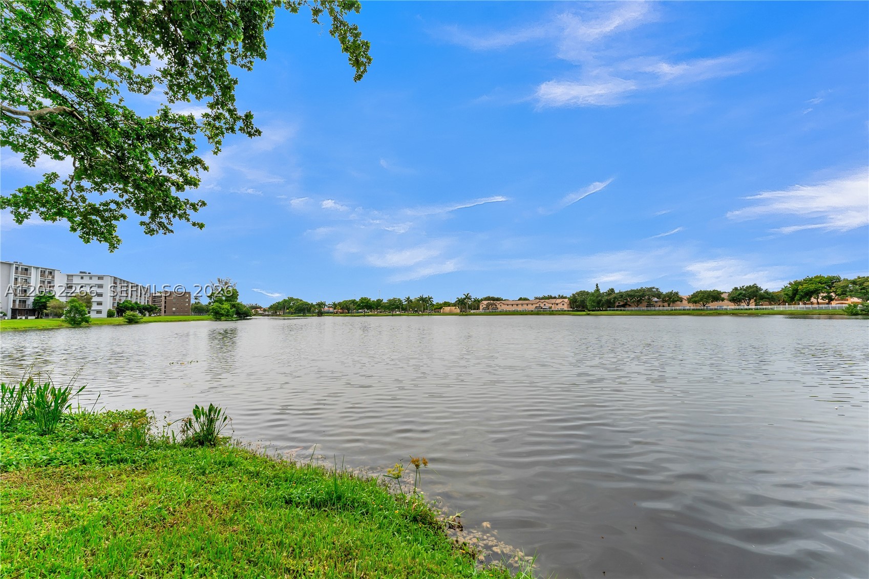 LAKESHORE AT UNIVERSITY P - Residential