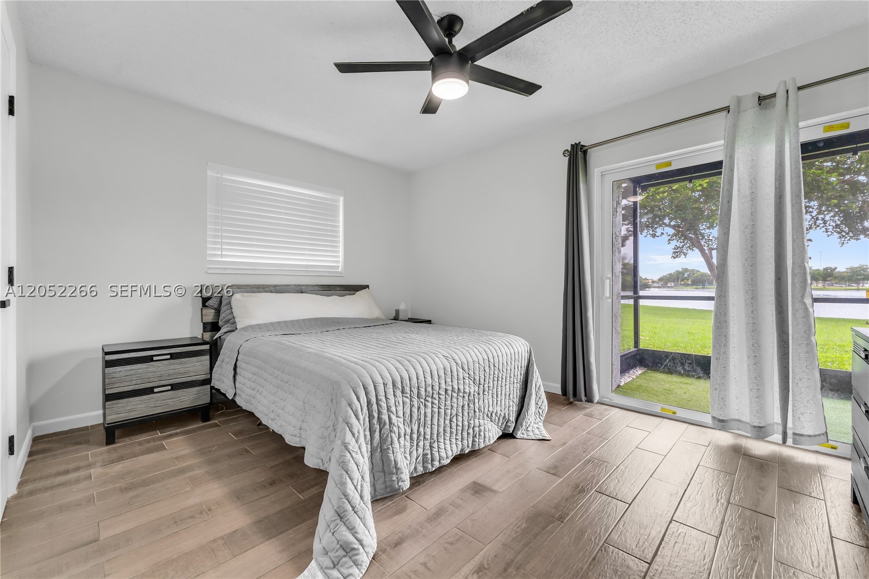 LAKESHORE AT UNIVERSITY P - Residential