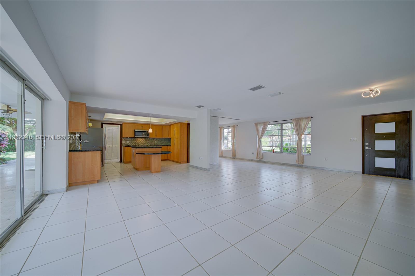 KENDALL PARK ESTATES 2ND - Residential Lease