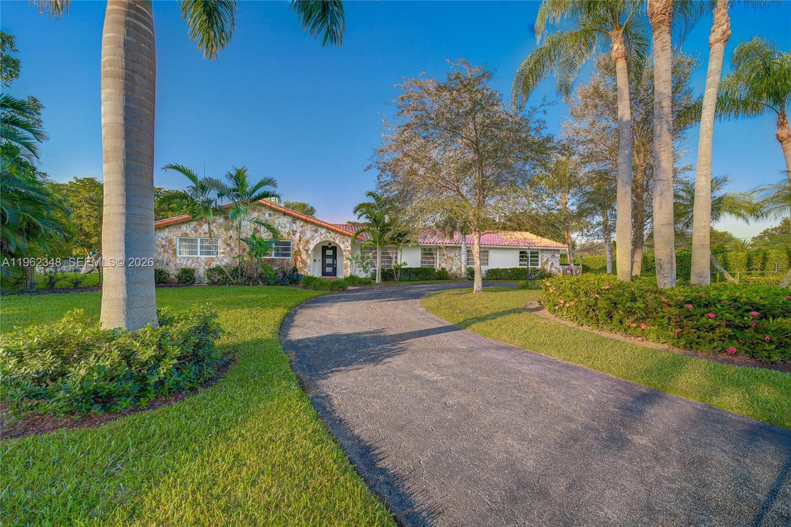 Welcome to an extraordinary waterfront residence in the heart of Pinecrest This 4 bedroom / 3 bath home offers a bright & spacious open floor plan with large living areas, dining room and a gourmet eat-in kitchen, granite counter tops & S.S. appliances. Plenty of closets & storage. Living areas & kitchen with amazing view of the pool & wide canal. Experience a serene outdoor oasis with a covered terrace and pool with plenty of space for entertaining. Available for immediate occupancy. Pool maintenance & lawn care is included. Additional features; fenced yard with fruit trees, Laundry room and two car garage. Easy to show. Call listing​​‌​​​​‌​‌​​​‌‌​​​‌‌‌​​‌​​‌‌​​​​ agent.