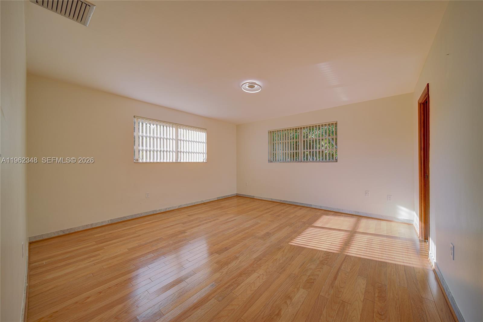 KENDALL PARK ESTATES 2ND - Residential Lease