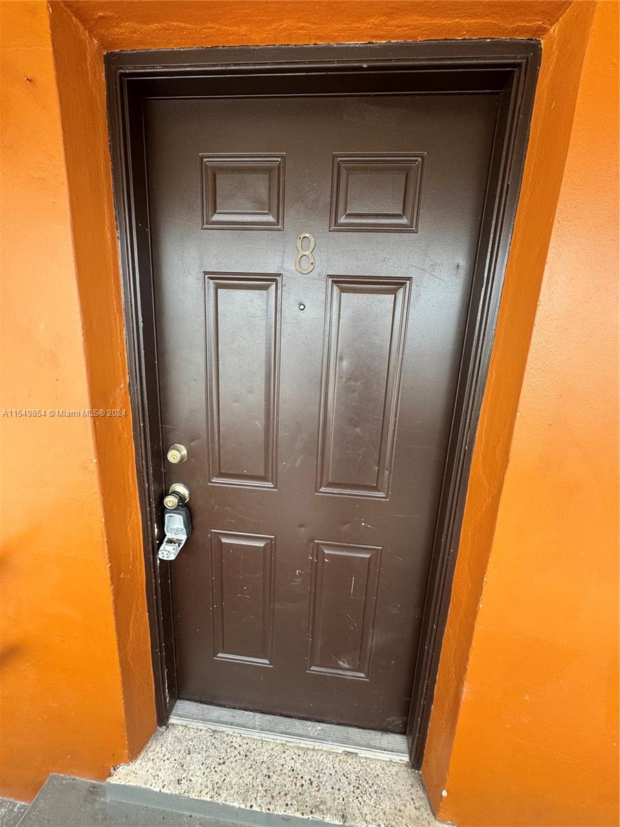 COBOS FRONTON SUB 1 - Residential Lease